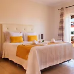 Casa Moreira *