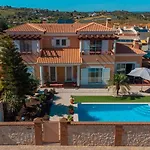 Casa Moreira Villa Lagos