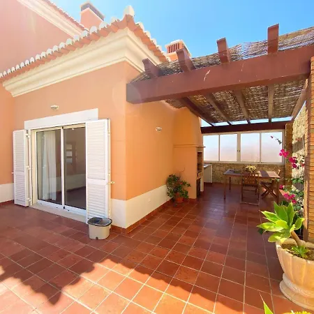 Casa Moreira Lagos