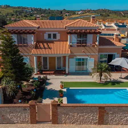 Casa Moreira Villa Lagos